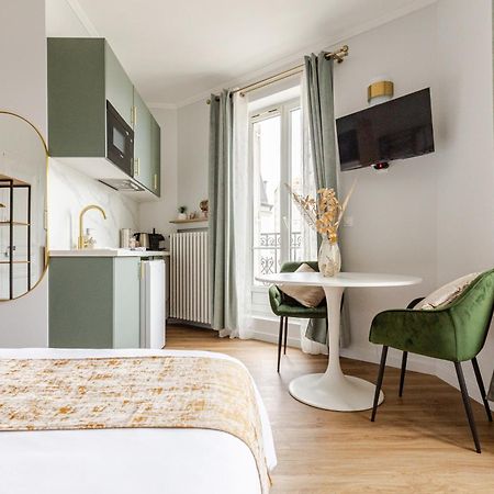 Studio De Charme Parisien 르발루아페레 외부 사진